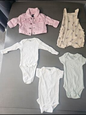 Baby Girl Clothes Bundle 0-3 Months | GAP Carter’s Gerber | 5 Piece Set